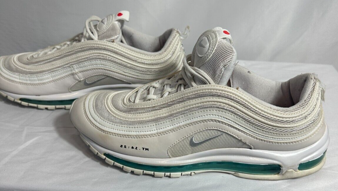 Nike lance la Air Max 97 INRI Jesus Shoes, une paire de baskets empreinte d’un concept religieux et artistique
