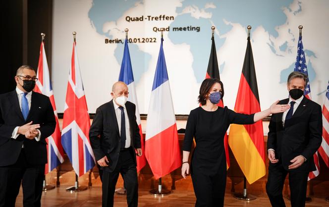 La Russie et la France : Une Relation Diplomatique Tendue