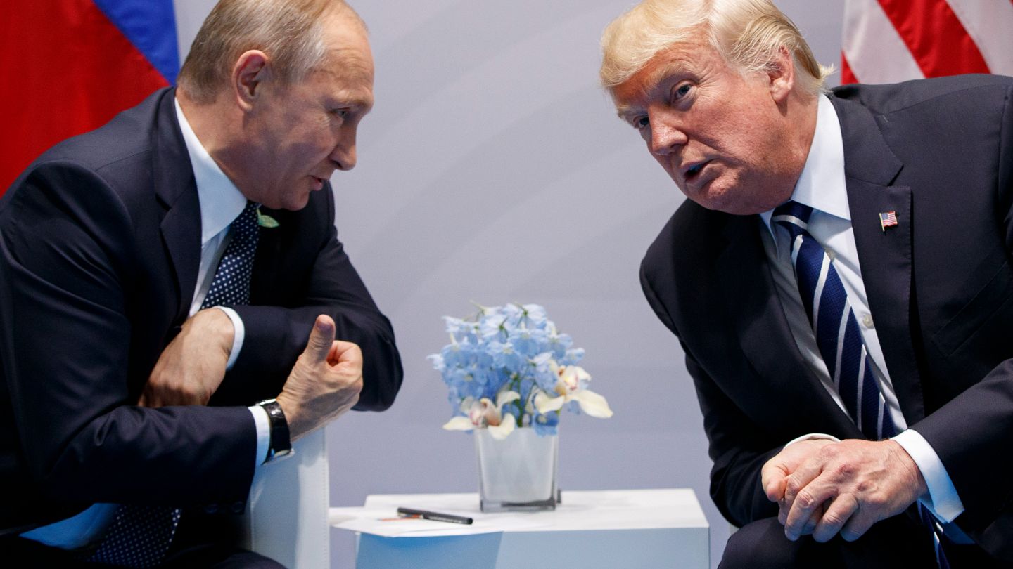 Poutine et Trump s’apprêtent à conclure un accord de paix alors que l’UE se réunit en urgence face au chaos ukrainien