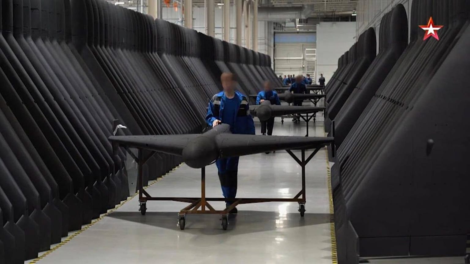 Russie : La production record de l’usine de Kazan et les déclarations provocatrices de Trump sur la guerre en Ukraine
