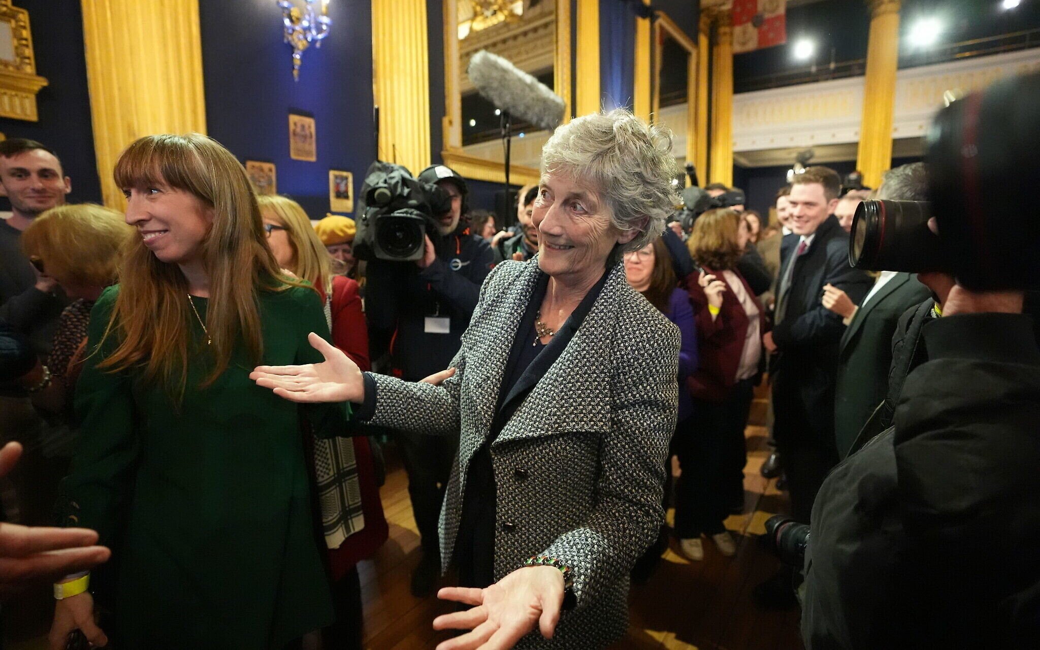 La Présidente Irlandaise Accuse Israël de Terrorisme et Affaiblit la Démocratie Nationale